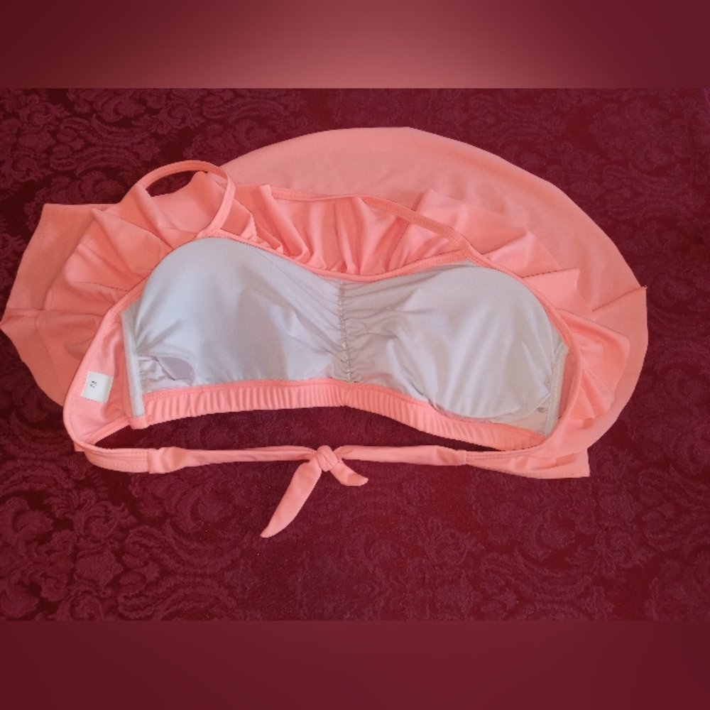 Peach Padded Ruffled Swim Top🏵️ - Picture 5 of 6